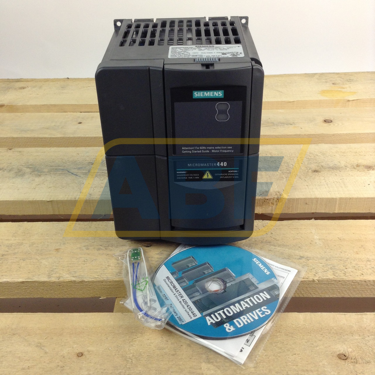 6SE6440-2AD24-0BA1 Siemens