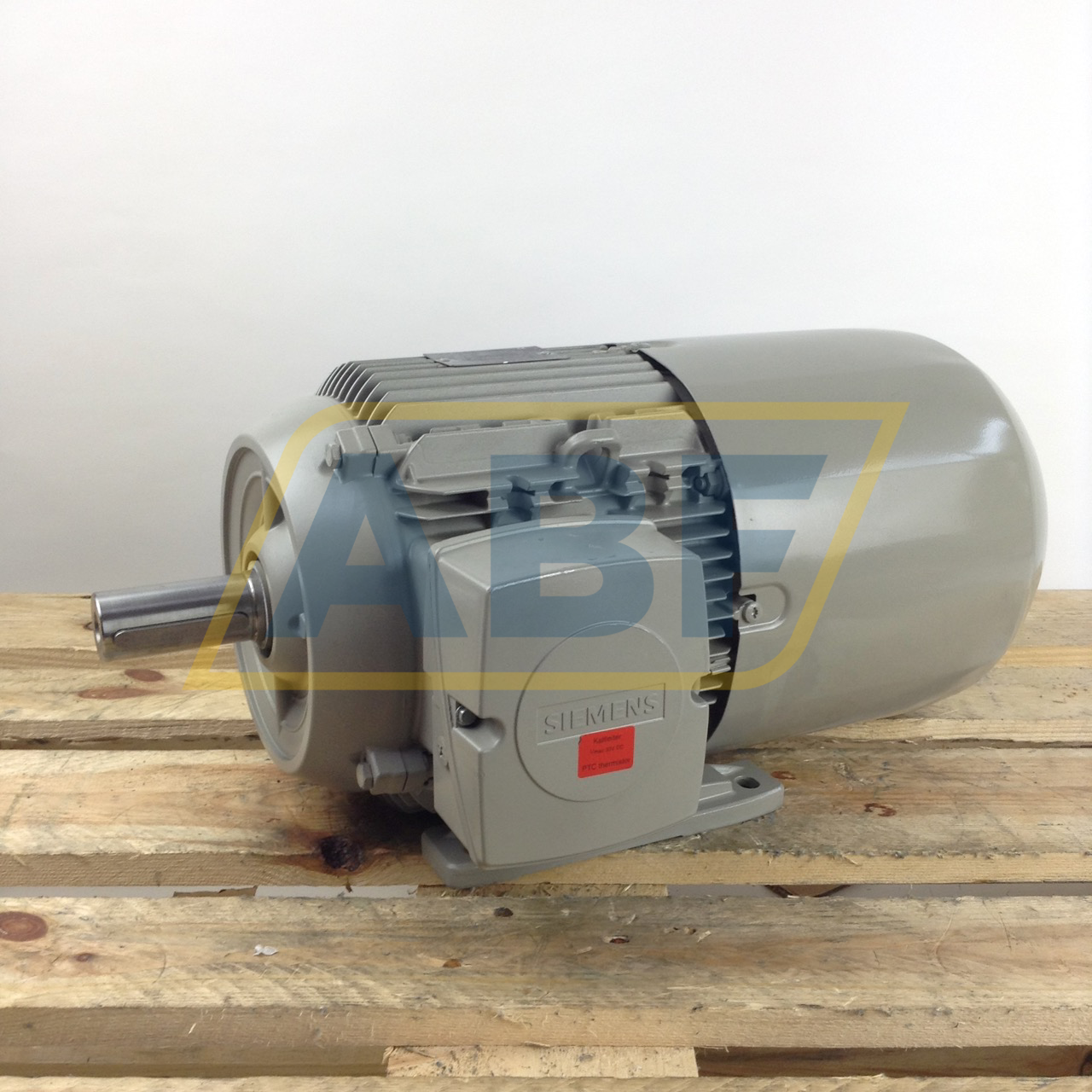 1LE1001-1CB23-4AB5-Z Siemens