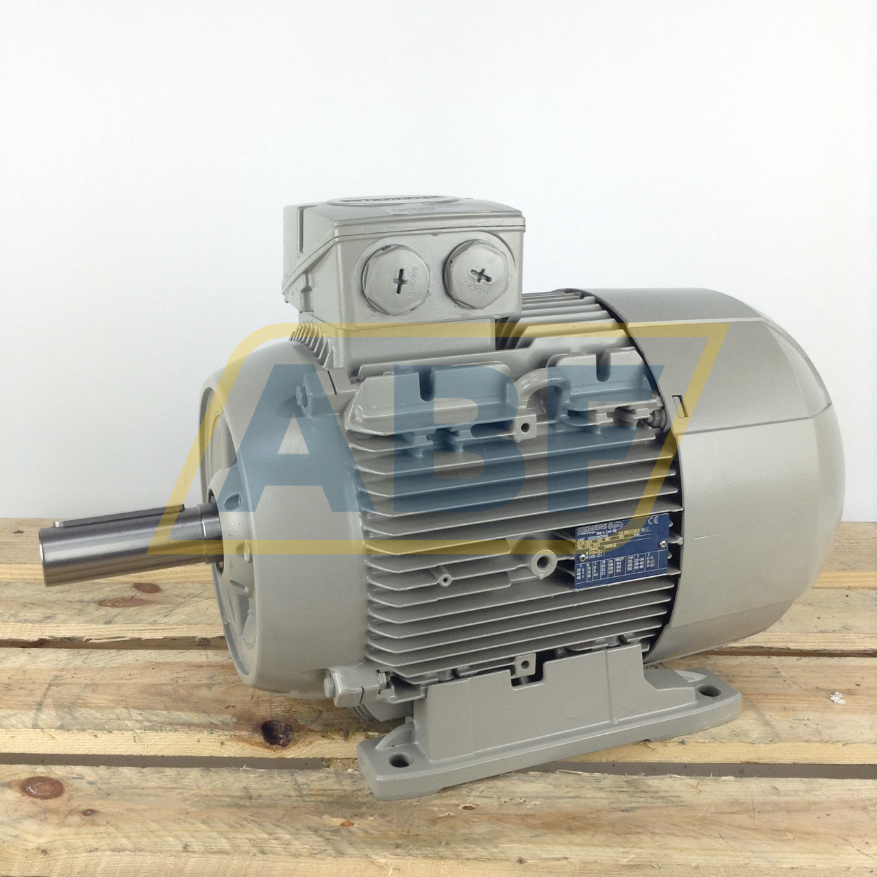 1LE1002-1DA42-2AA4-Z Siemens