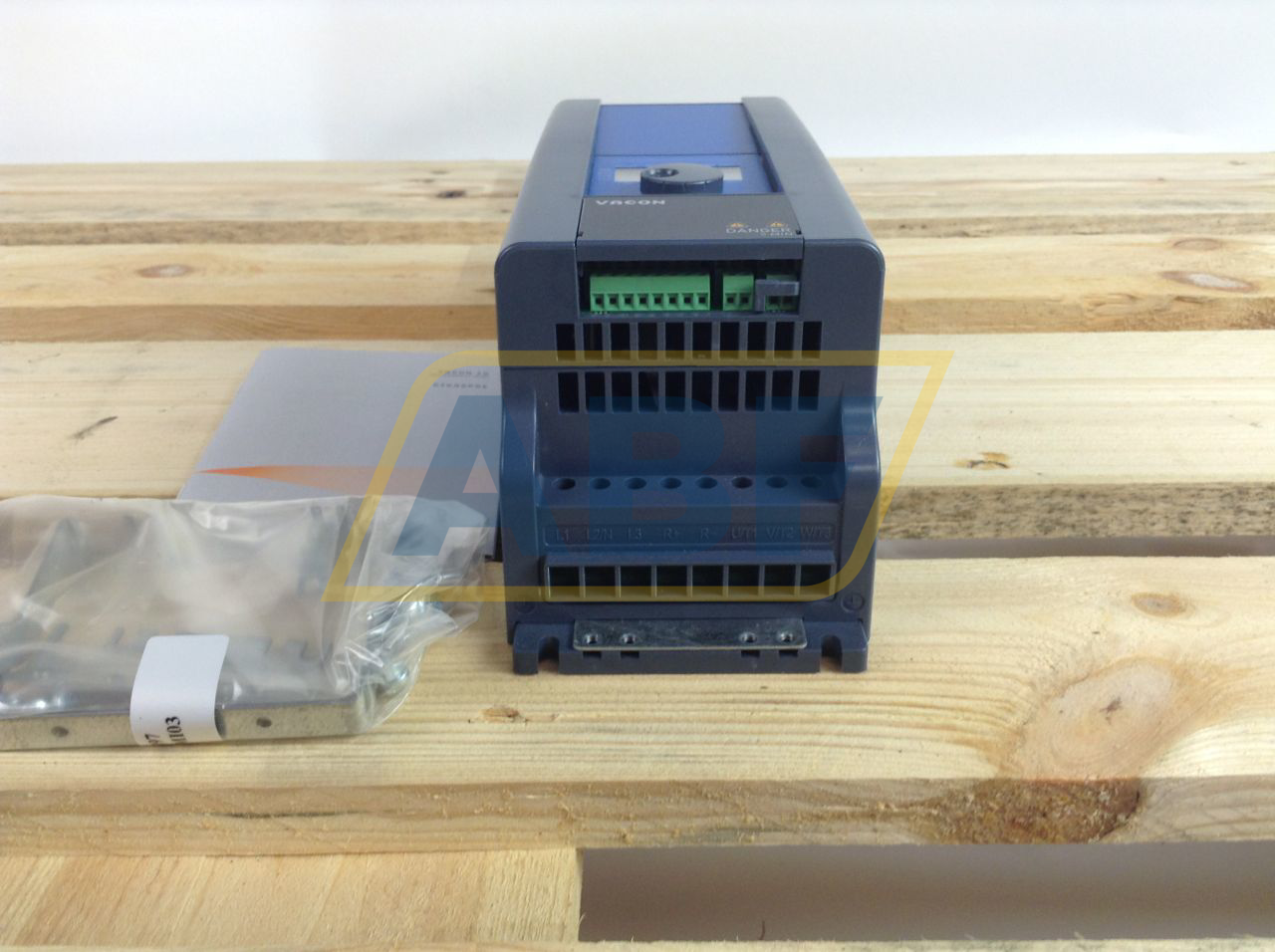 0010-3L-0009-4 Vacon