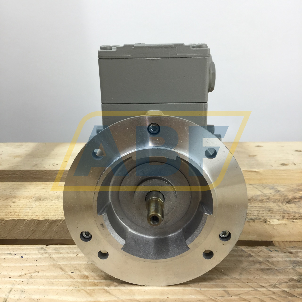 1LA7053-4AB11 Siemens