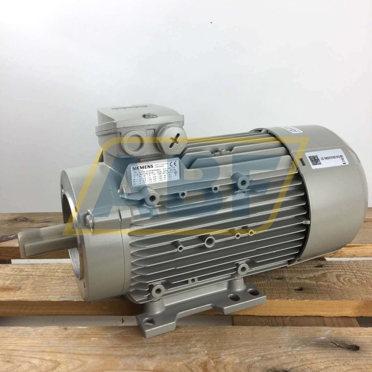 1LE1001-0EB62-2NA4-Z Siemens