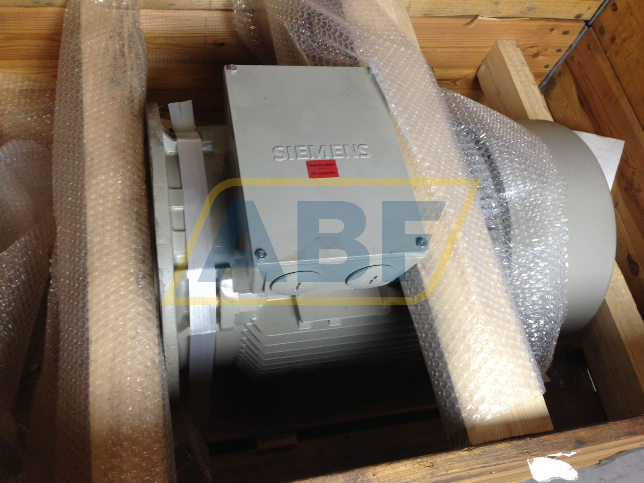 1LA5220-4AA96-Z Siemens