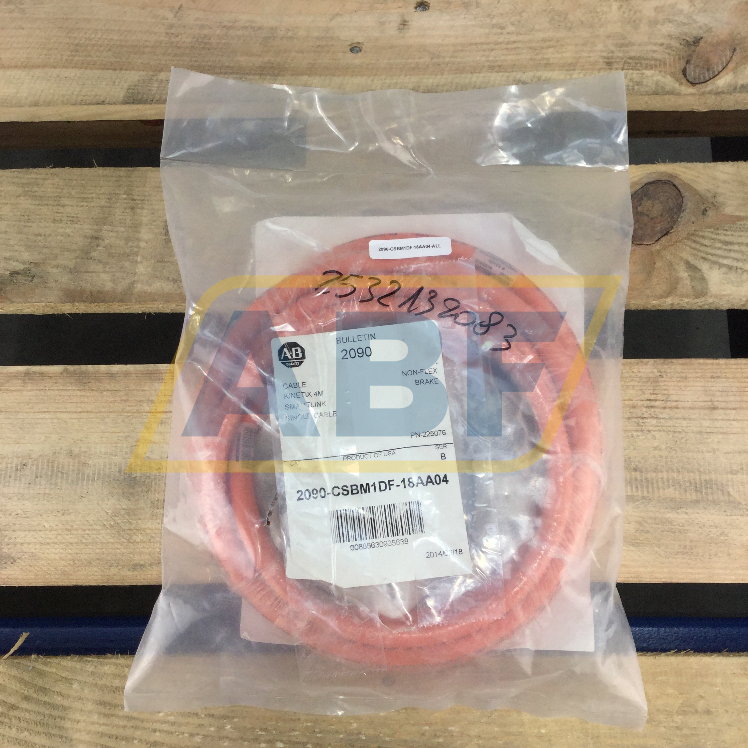 2090-CSBM1DF-18AA04 Allen Bradley