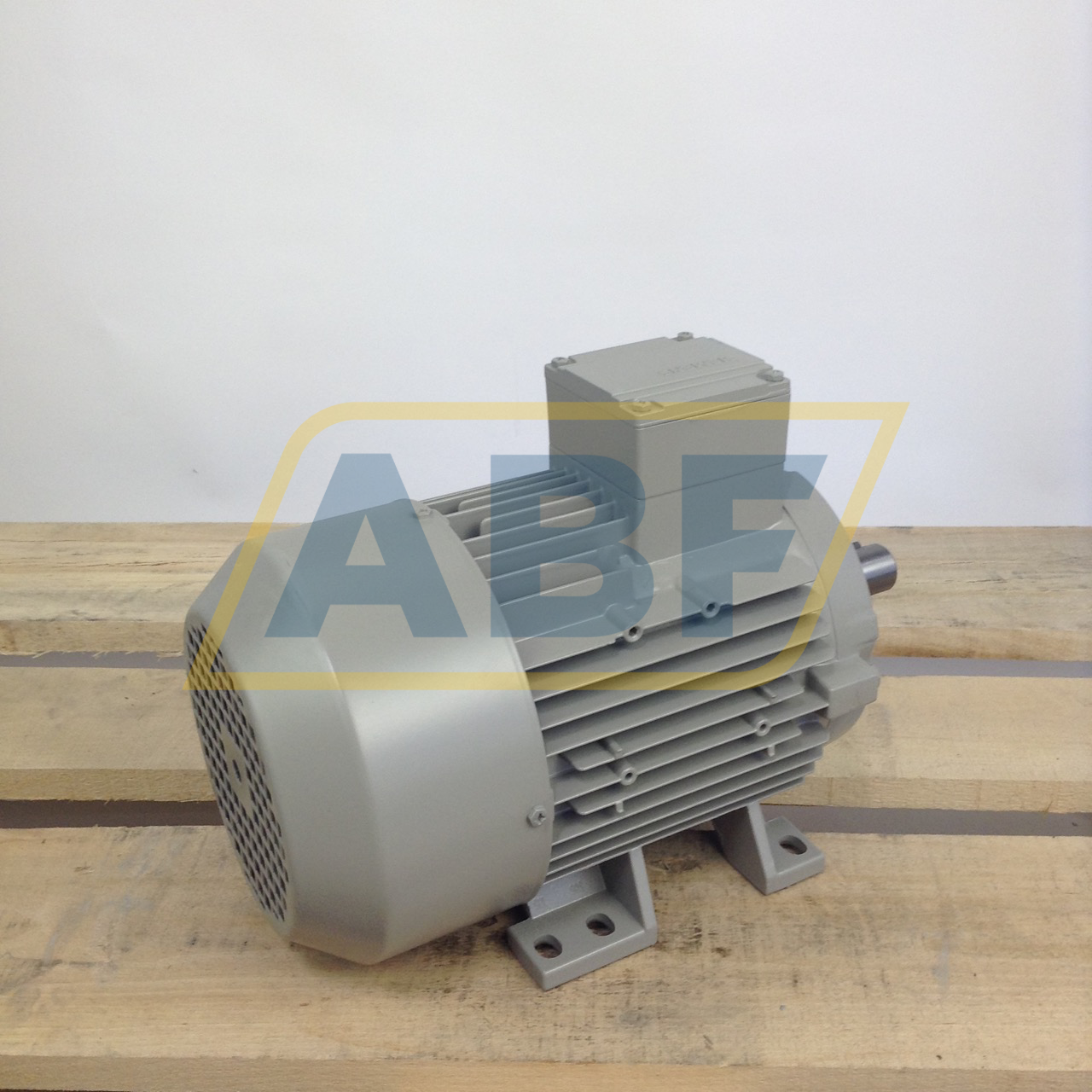 1LA7096-4AA60 Siemens