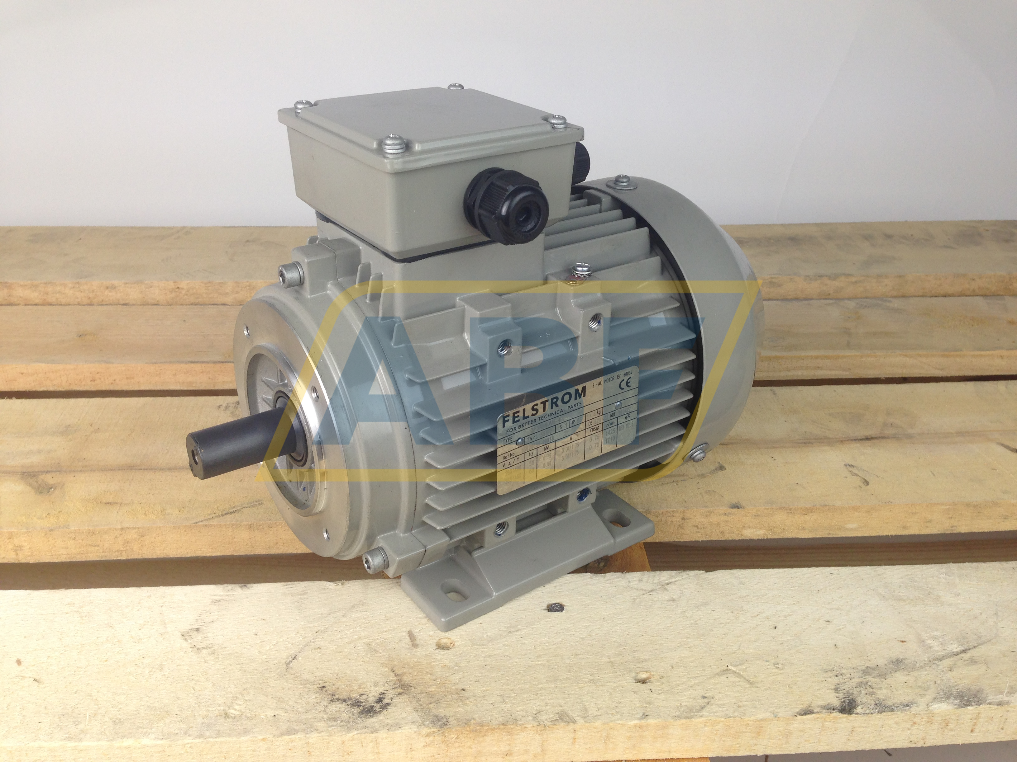 3F3A-80MB-4B34 Felstrom