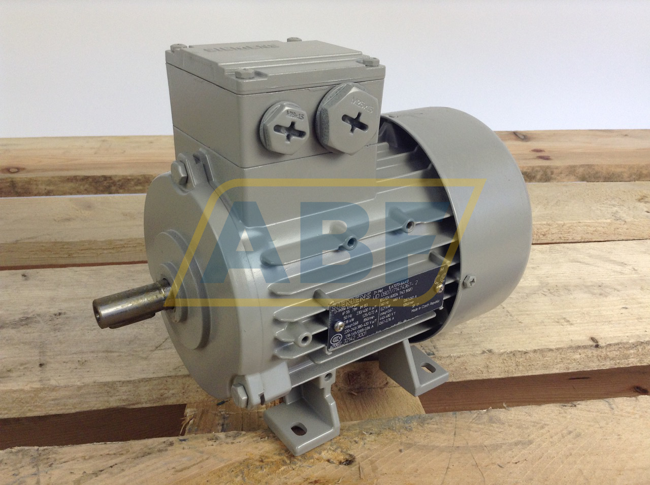 1LA7070-6AA10 Siemens