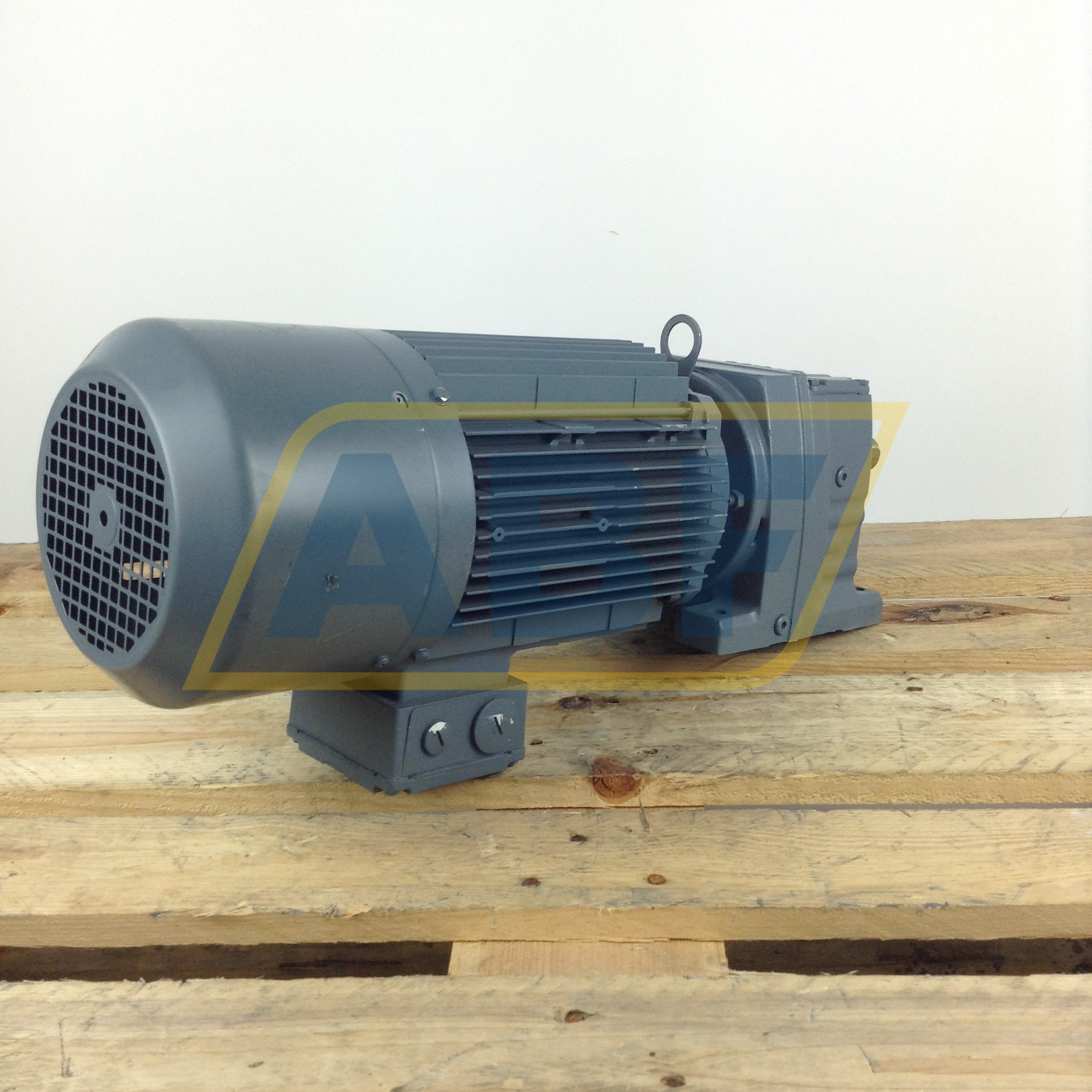 R47DV100L4/TH/ES1A SEW-EURODRIVE