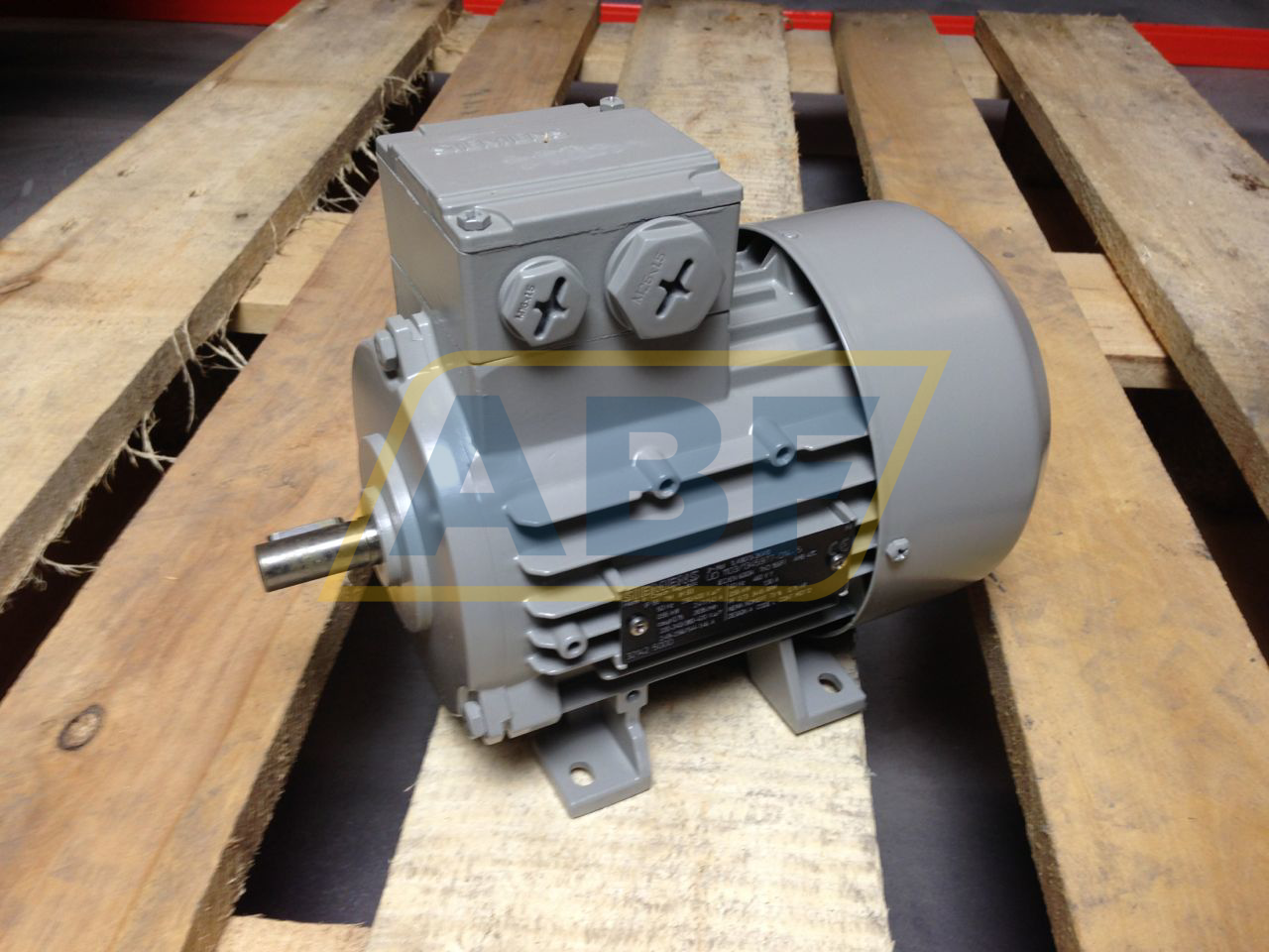 1LA9073-2KA10 Siemens