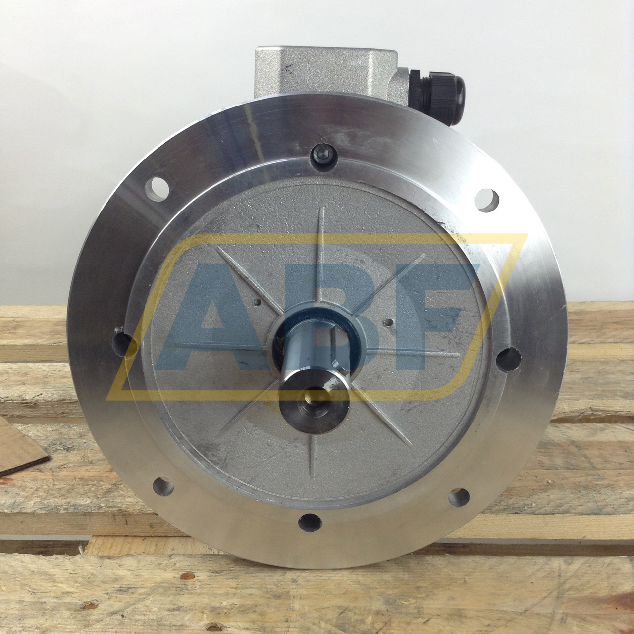 TN132SA/4-B5 MT Motori Elettrici