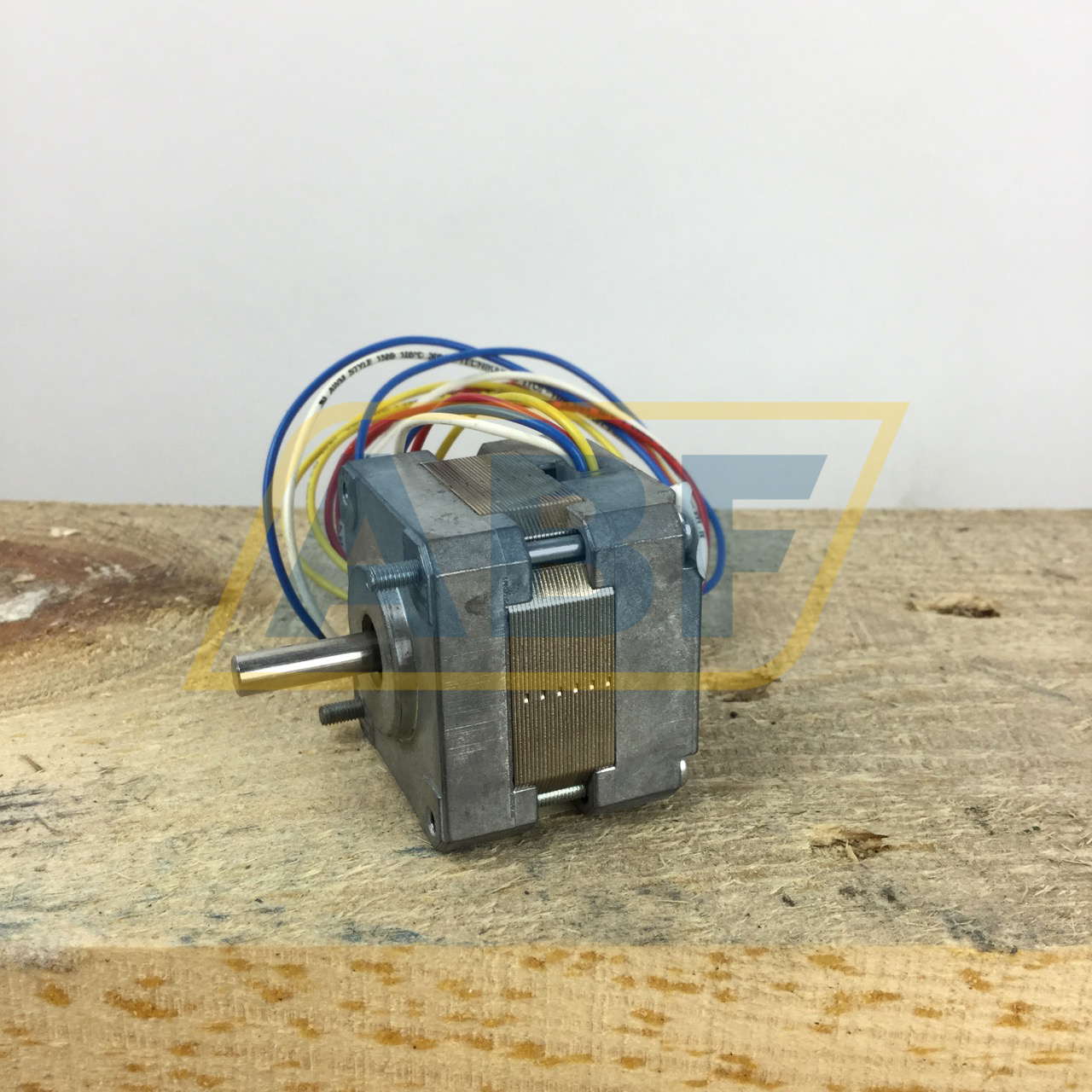 HY10016130095AP04 MAE