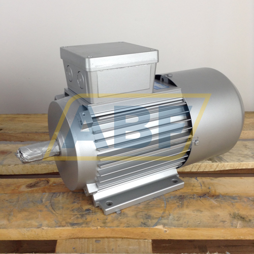 EFB3/4D90LA-4 FAM Motoren